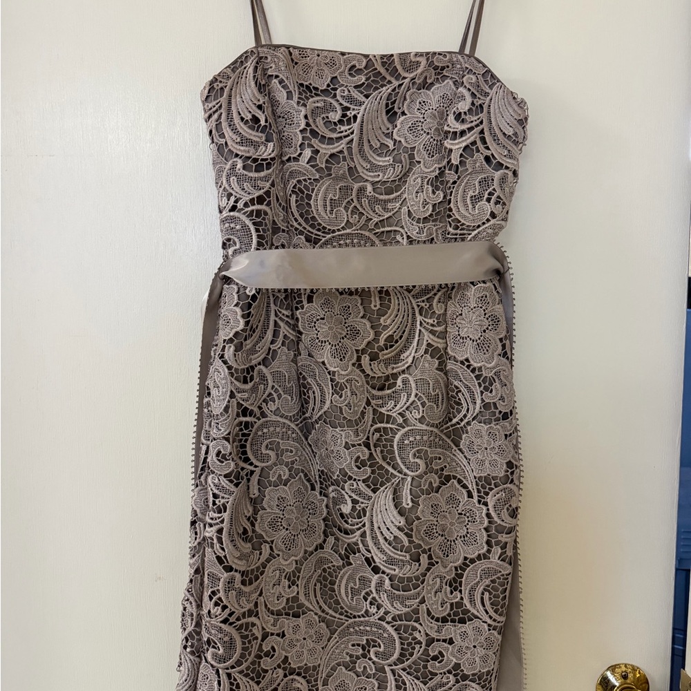 Elegant Lace Dress in grey/purple